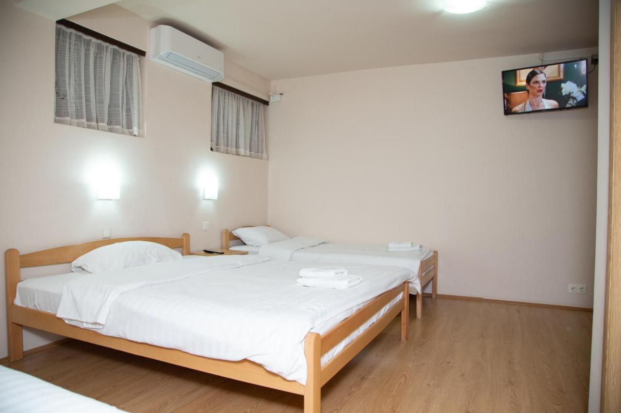 Motel Imperija Ub Exteriér fotografie