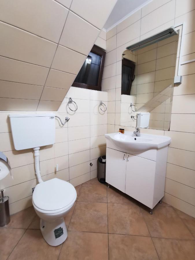 Motel Imperija Ub Exteriér fotografie