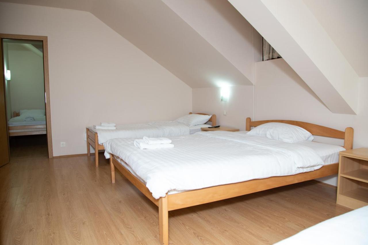 Motel Imperija Ub Exteriér fotografie